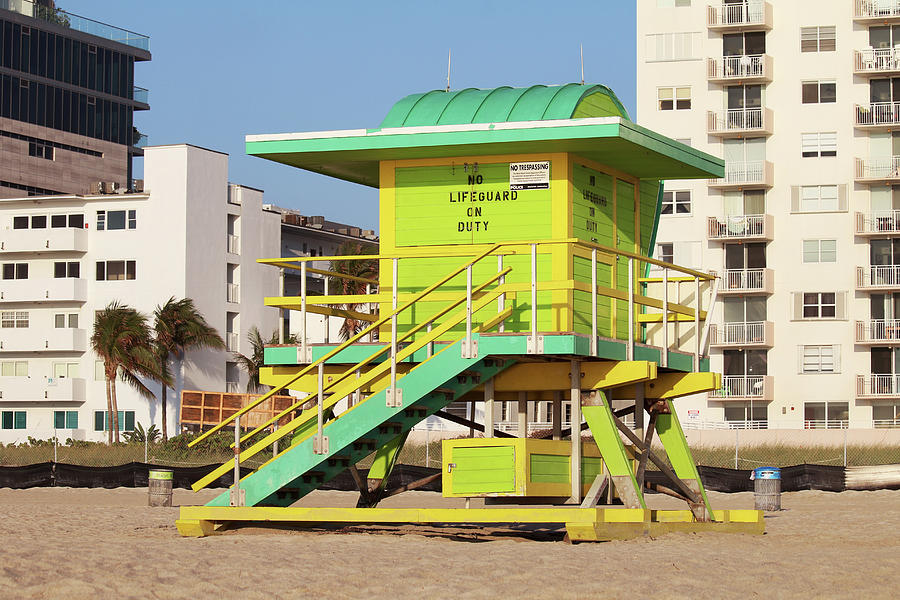 4th Street Lifeguard Tower Photograph by Art Block Collections