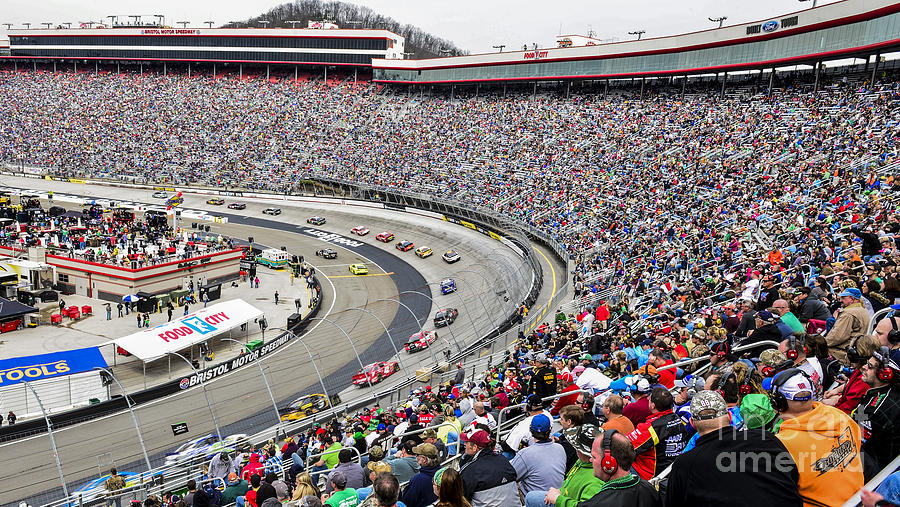 Bristol Motor Speedway During Nascar Sprint Cup Food City ...