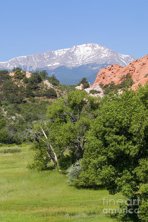 Garden of the Gods and Pikes Peak #5 Photograph by Steven Krull