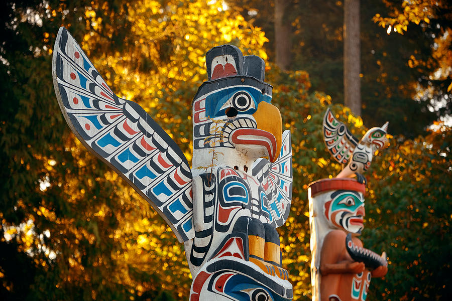 Indian totem poles #5 Photograph by Songquan Deng