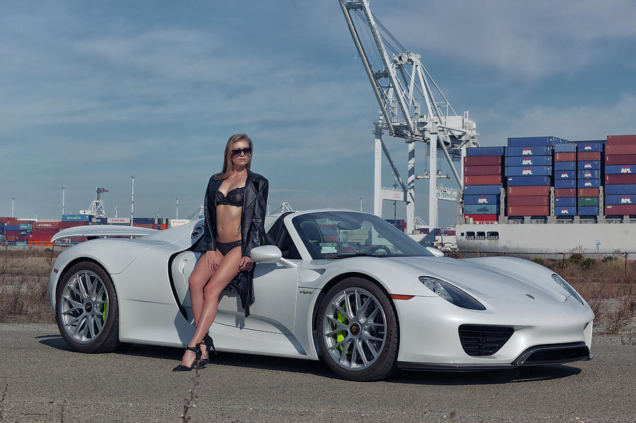 #Kim and #Porsche #918Spyder #Print #5 Photograph by ItzKirb Photography