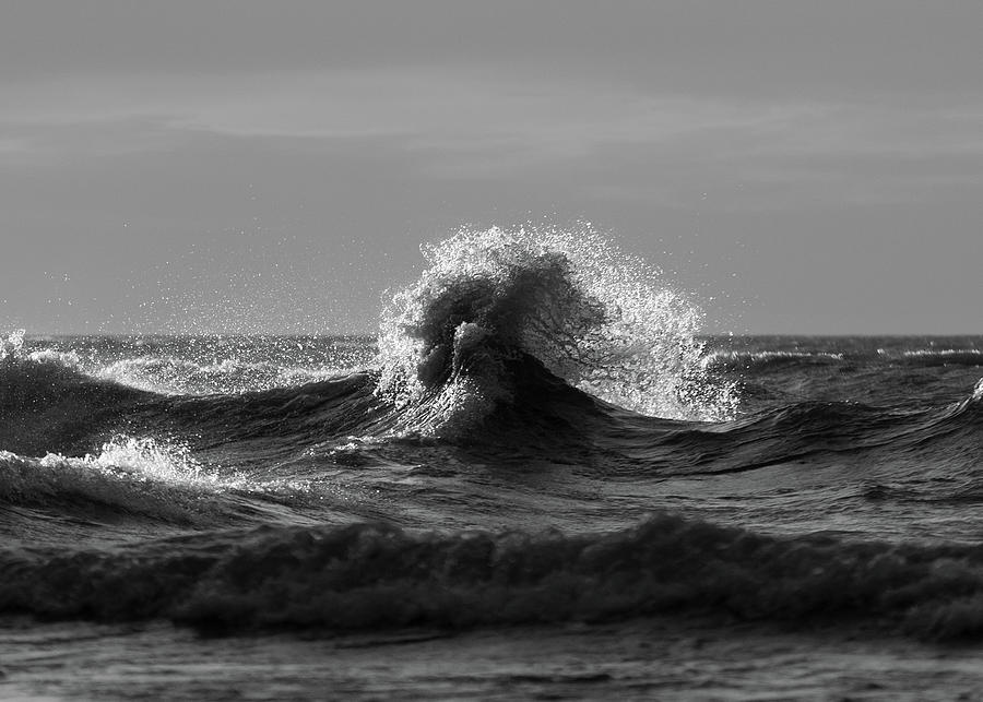 Lake Erie Waves #5 Photograph by Dave Niedbala