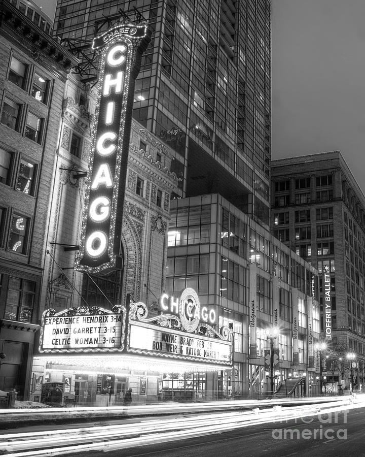 State Street in Chicago Photograph by Twenty Two North Photography