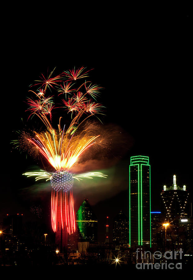Dallas Texas - Fireworks #6 Photograph by Anthony Totah