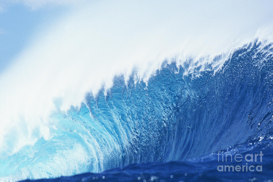 Perfect Wave At Pipeline #6 Photograph by Vince Cavataio - Printscapes