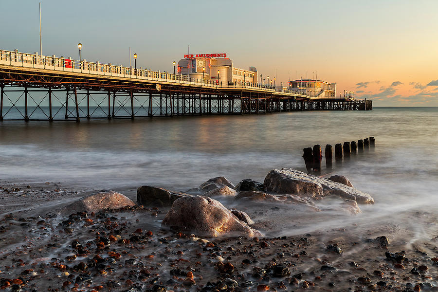 Worthing Pier by Len Brook Worthing Pier by Len Brook