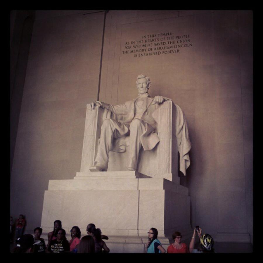 Abraham Lincoln Monument Photograph - Abraham Lincoln by Mohamed Salem