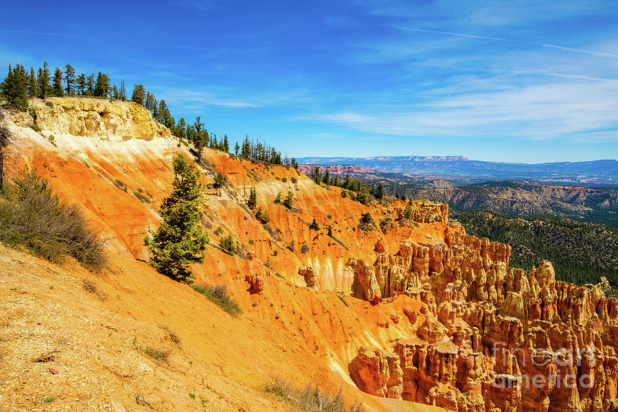 Bryce Canyon Utah Photograph by Raul Rodriguez