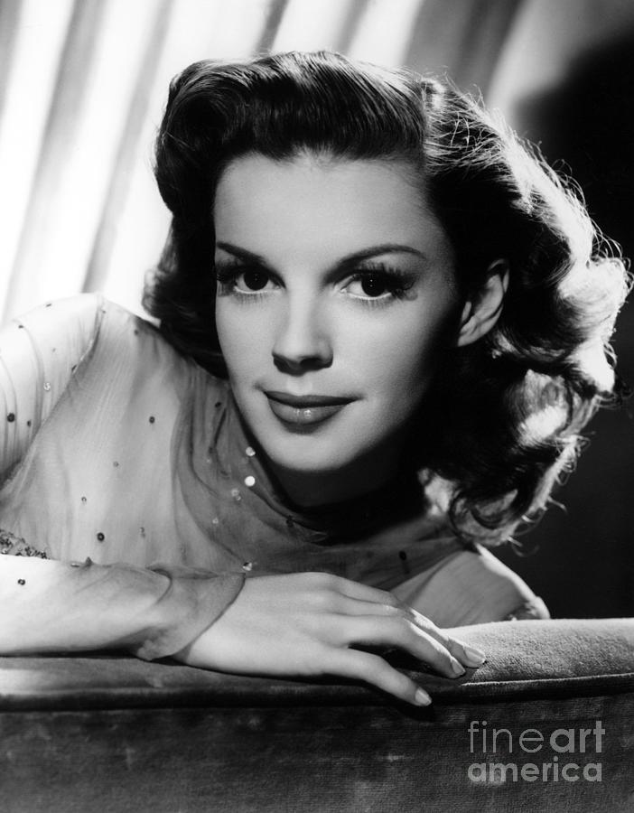 Judy Garland #2 Photograph by Granger