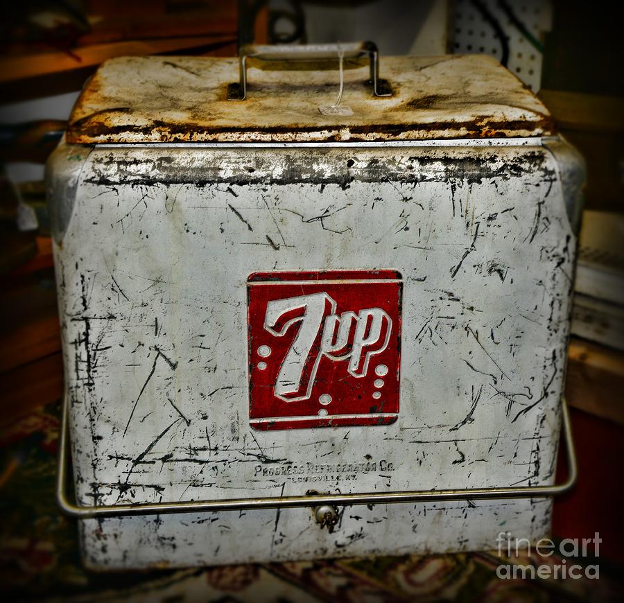 7 UP Vintage Cooler Photograph by Paul Ward