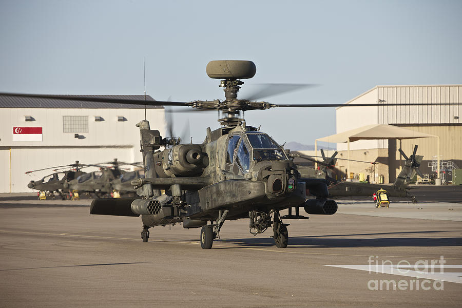 Ah-64d Apache Longbow Taxiing #8 Photograph by Terry Moore