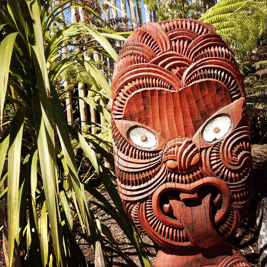 Maori carving #8 Photograph by Les Cunliffe