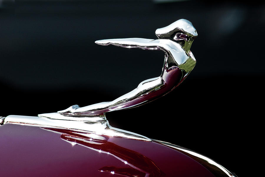 The Fine Art of Automotive Hood Ornaments -  Motors Blog