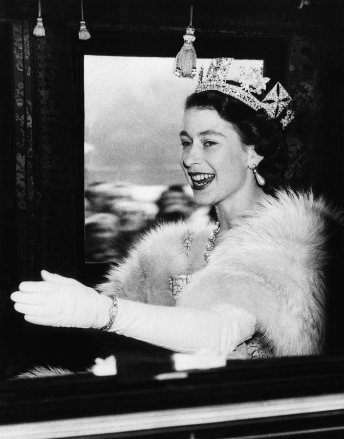 Queen Elizabeth Ii Photograph - British Royalty. Queen Elizabeth II #9 by Everett