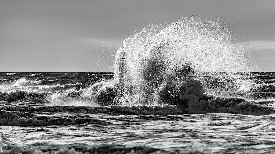Lake Erie Waves #9 Photograph by Dave Niedbala