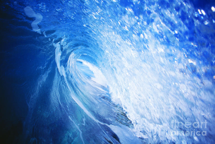 Pipe Photograph - Perfect Wave At Pipeline #9 by Vince Cavataio - Printscapes