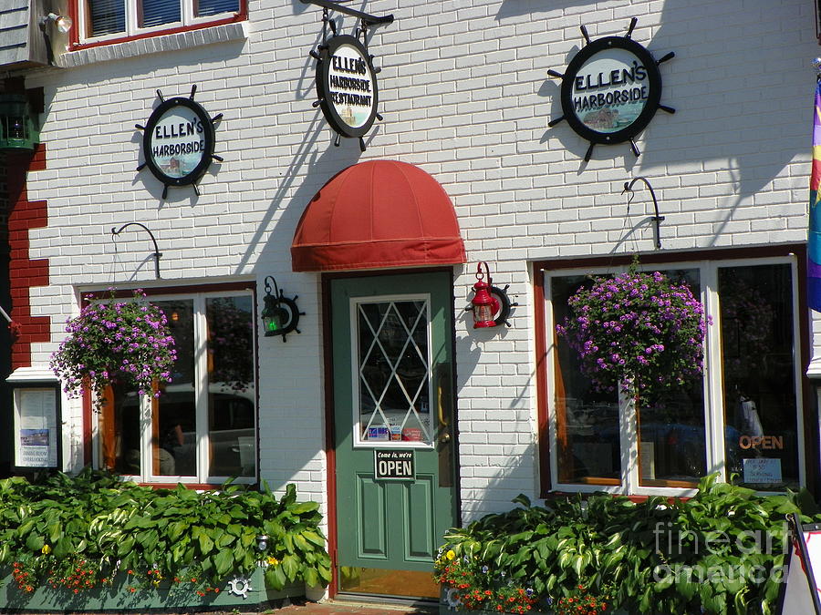 #904 D597 Rockport Ellens Harborside Restaurant Photograph