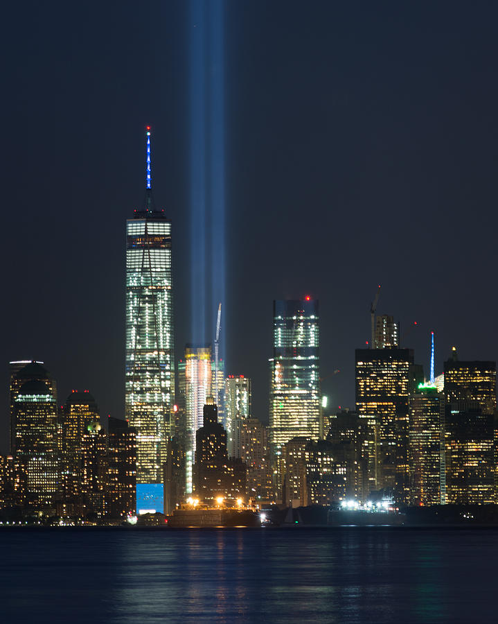 9.11.2015 Tribute In Light #9112015 Photograph by Kenneth Cole