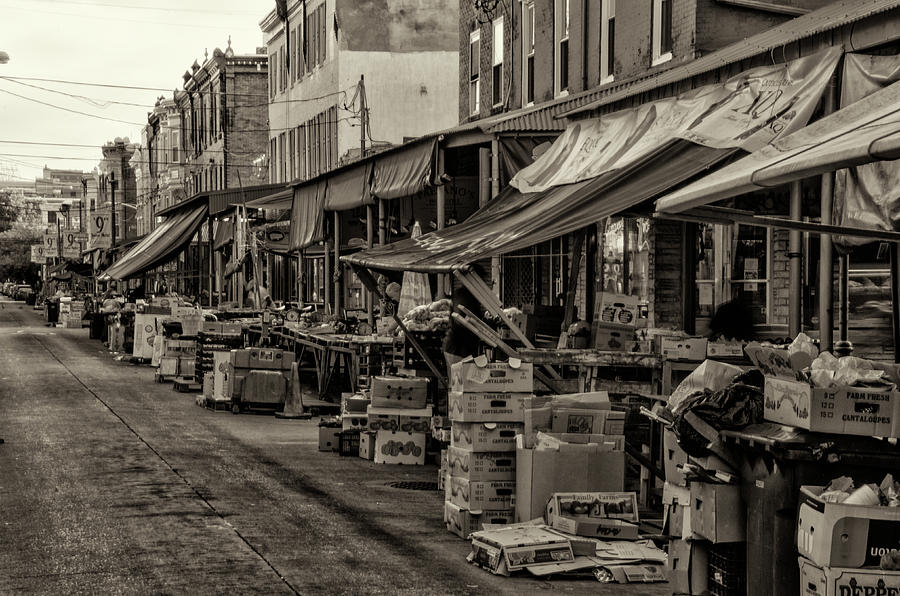 9th Street Italian Market - Philadelphia Pennsylvania Photograph by Bill Cannon