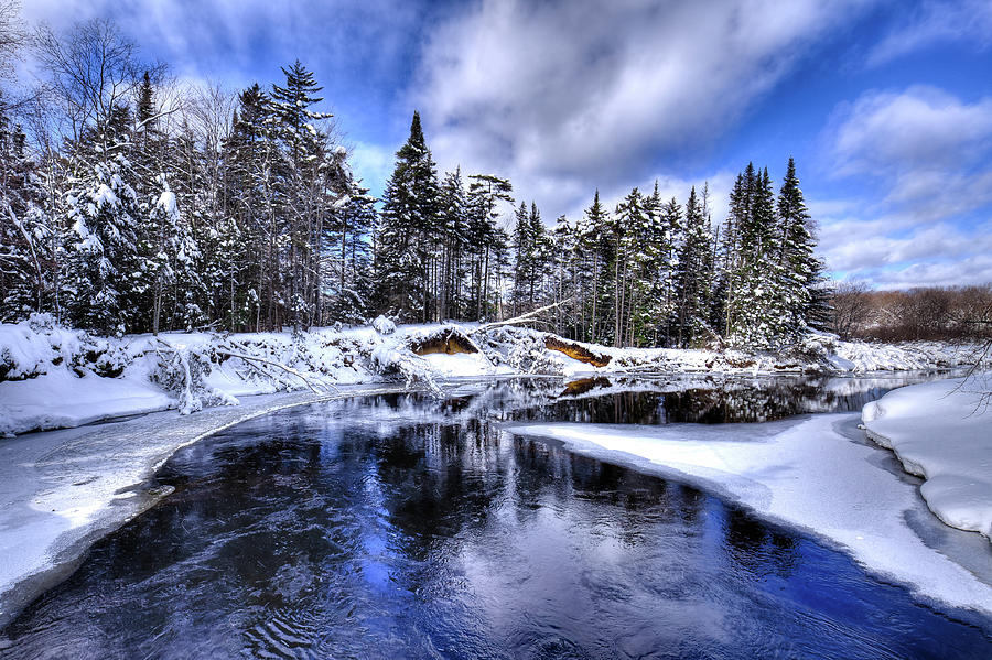 A Bend in the Moose River Photograph by David Patterson
