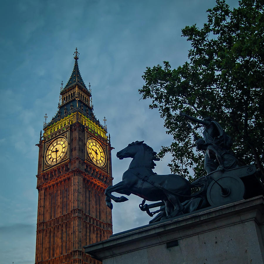 A Big Ben Dusk Photograph by Tommy Lyles - Fine Art America