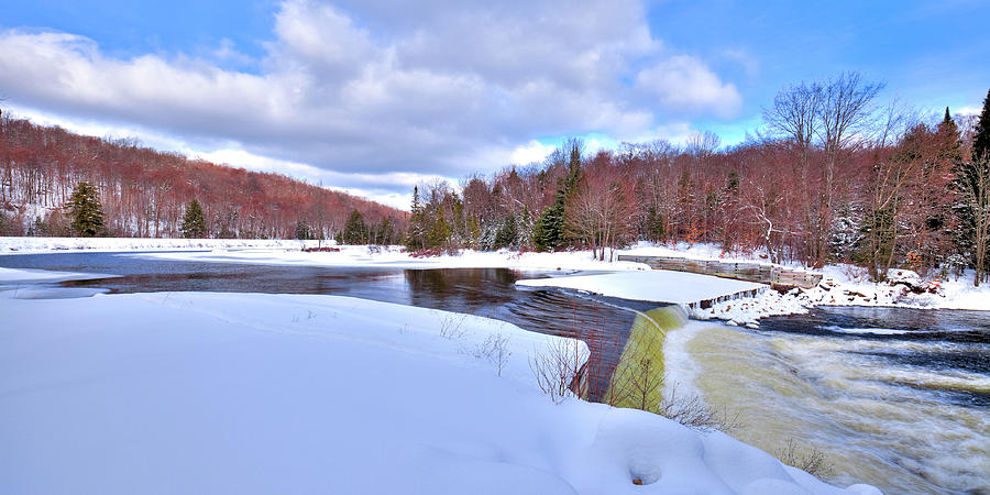 A Cold Day at the Dam Photograph by David Patterson