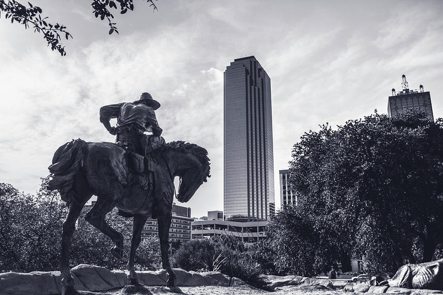 Dallas Photograph - A Dallas Cowboy by Kevin Deal