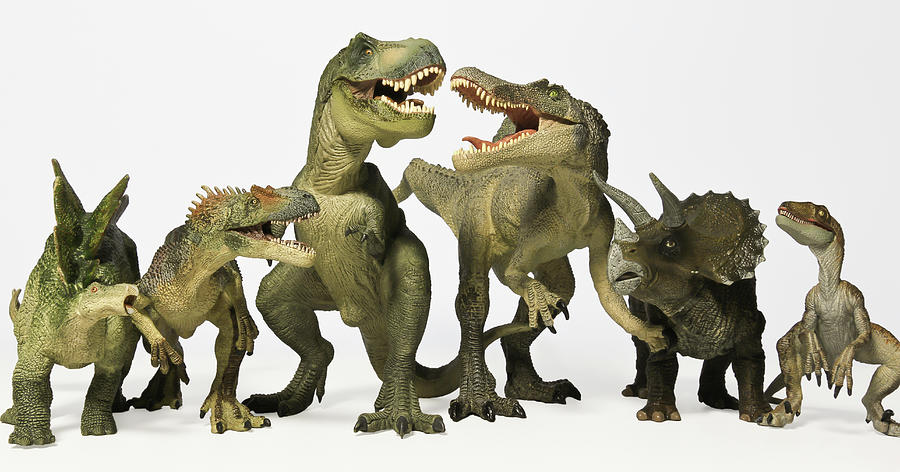 dinosaurs at six flags