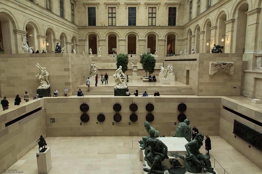 A Look Inside The Louvre Photograph by Hany J