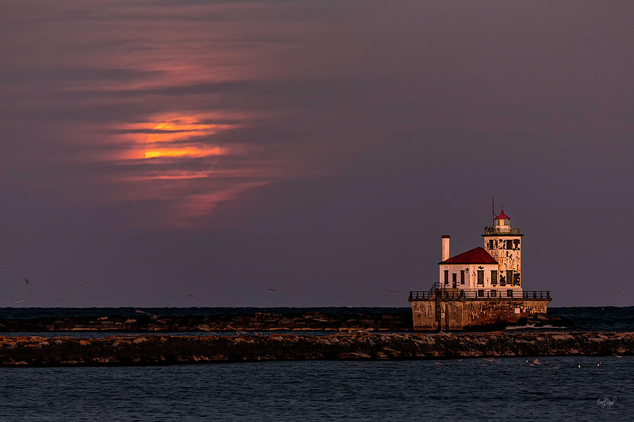 A Moonsetting Sunrise Photograph by Everet Regal