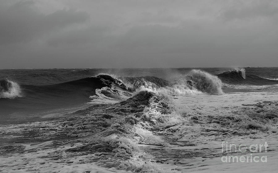 A Nasty Sea Photograph by Skip Willits