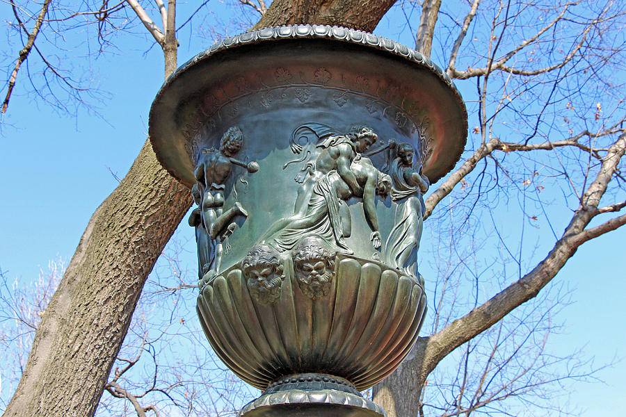 A Navy Yard Urn In Lafayette Square -- West Photograph by Cora Wandel