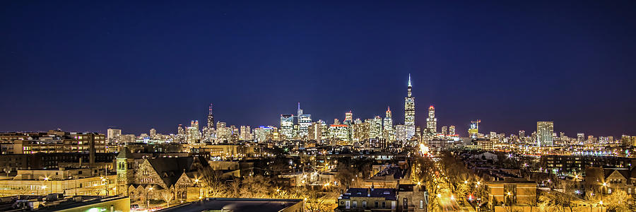 A panoramic look at the Chicago Skyline at dusk Photograph by Sven Brogren