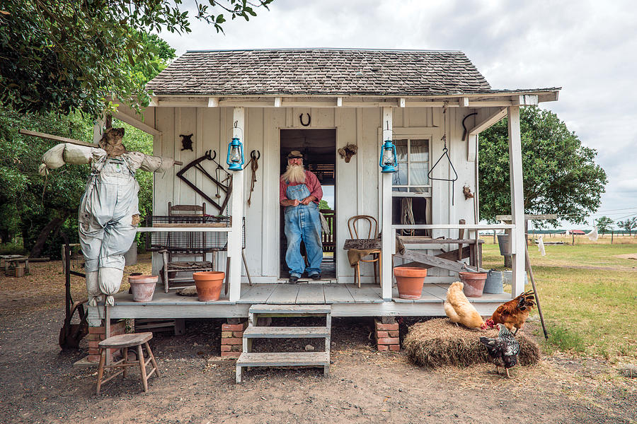 A sharecroppers cabin on the George Ranch Historical Park Photograph by Carol M Highsmith