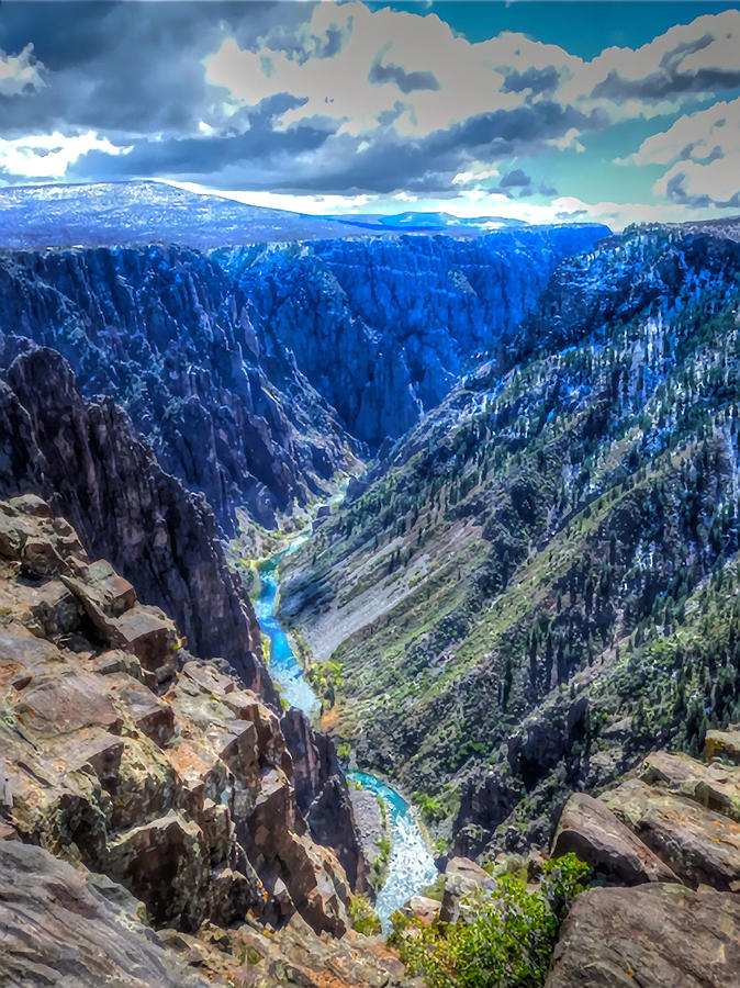 A Two Thousand Foot Drop Photograph by Don Mercer