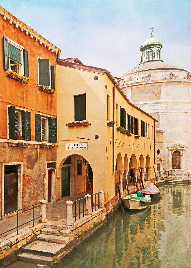 A Venetian View - Sotoportego de le Colonete - Italy Photograph by Brooke T Ryan