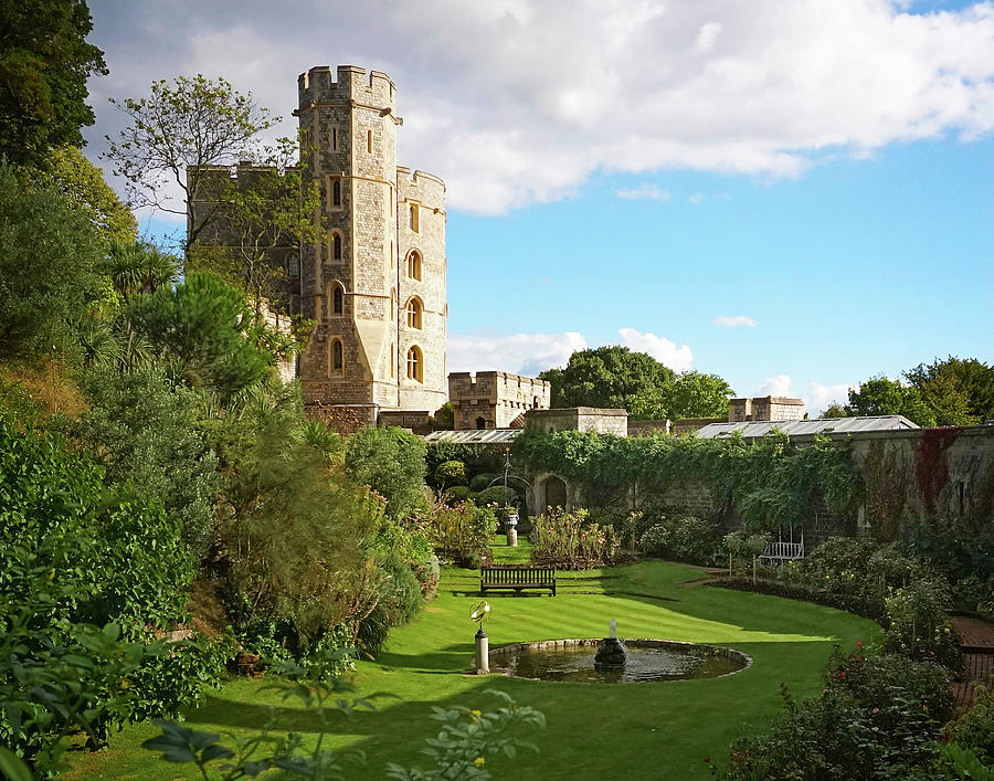 A View of Windsor Castle Photograph by Joe Winkler