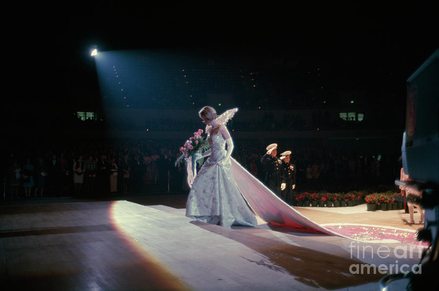 Stages Photograph - A woman is named the 1967 Queen of Mardi Gras by Joe Scherschel Stages Photograph - A woman is named the 1967 Queen of Mardi Gras by Joe Scherschel