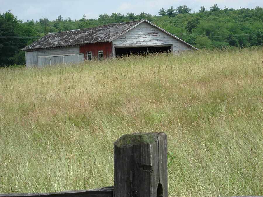 Landscape Photograph - Abandoned Barn by Dahlia Tumavicus