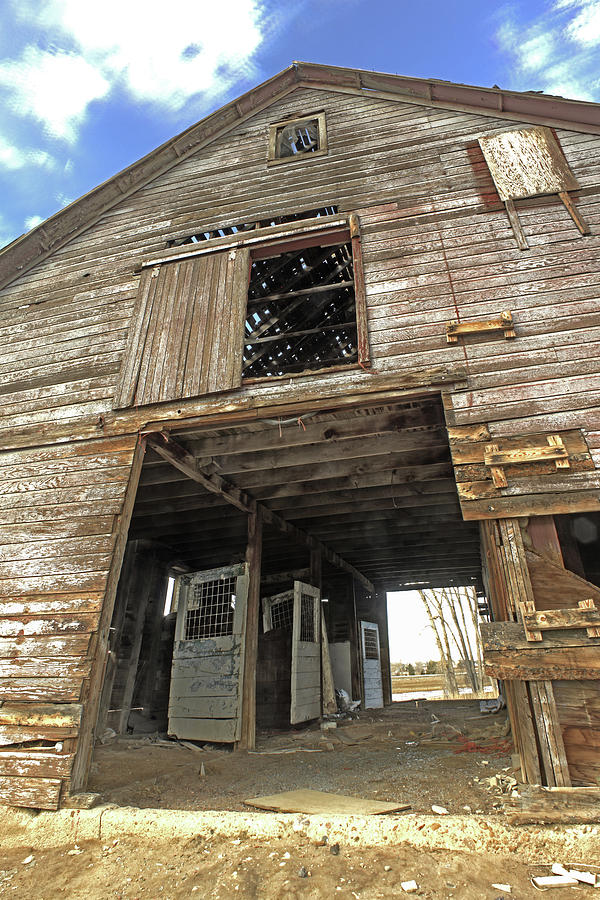 Abandoned Barn Photograph By Joseph Sarr Fine Art America