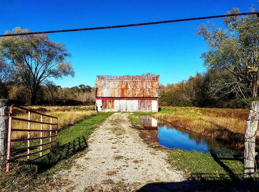 Abandoned Barn Photograph by Madi VanOsdol - Pixels