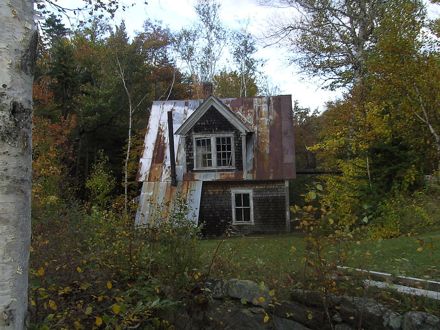 Fall Photograph - Abandoned cottage by Tammy Bullard