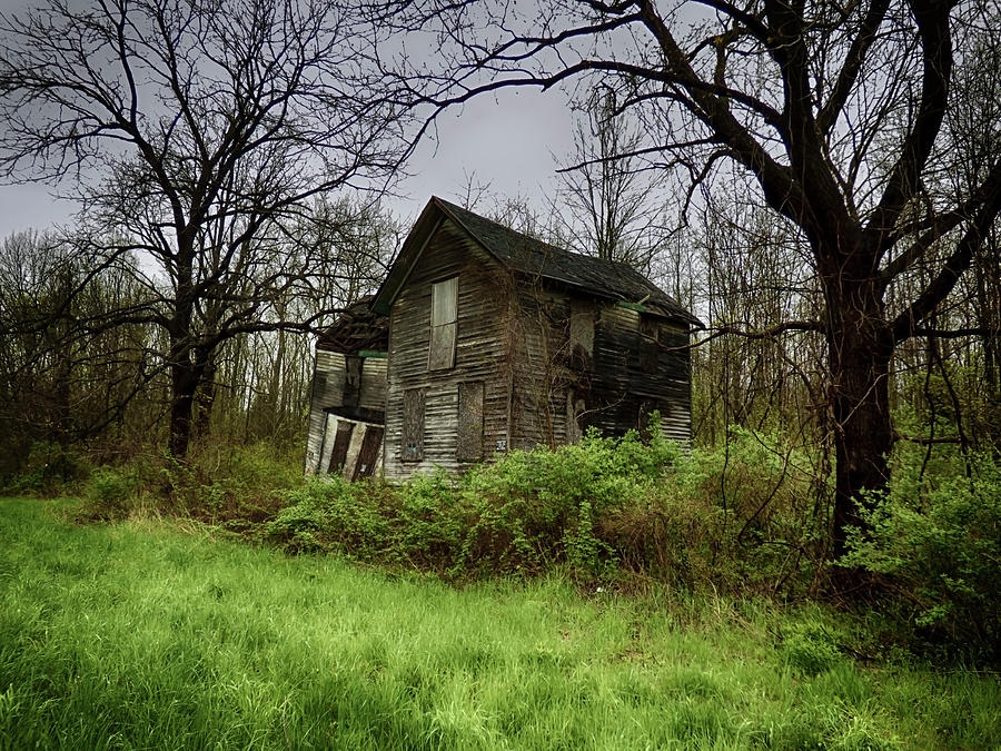 Abandoned Dreams Photograph by Leslie Montgomery