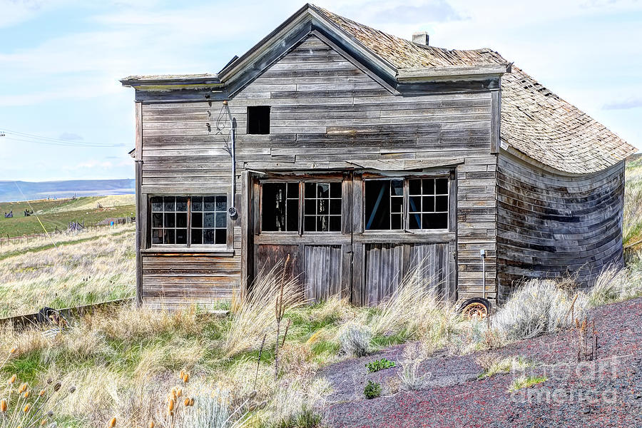 Barn Photograph - Abandoned Garage  by Rick Mann
