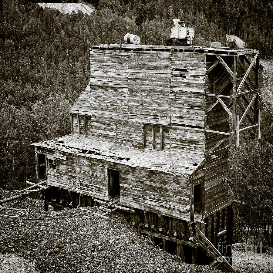Abandoned Gold Mine Structure Photograph by David Waldrop
