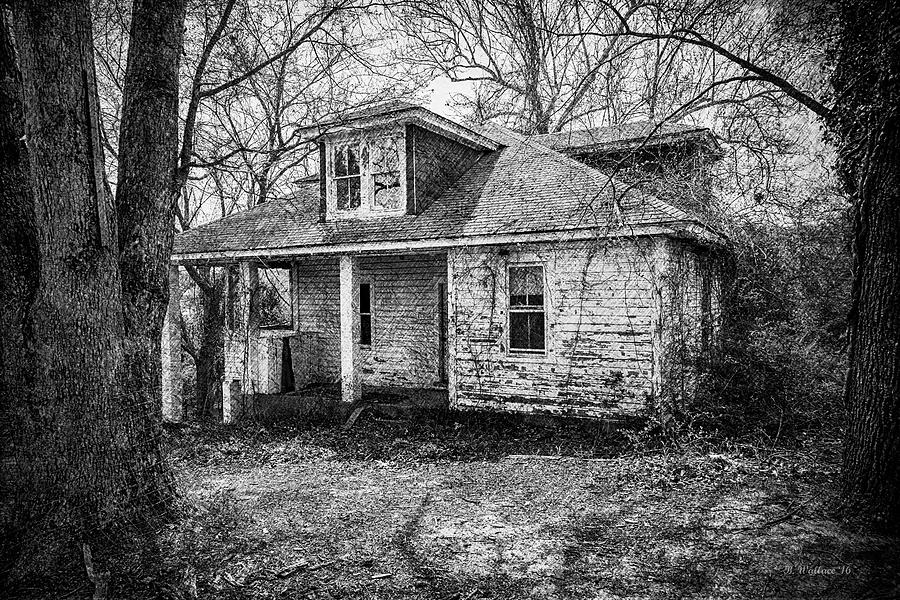 Abandoned Kinder Farm House Photograph by Brian Wallace