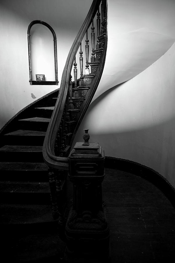 Abandoned mansion #2 Photograph by Ron Weathers