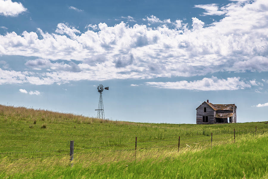 Abandoned Prairie Photograph by Penny Meyers