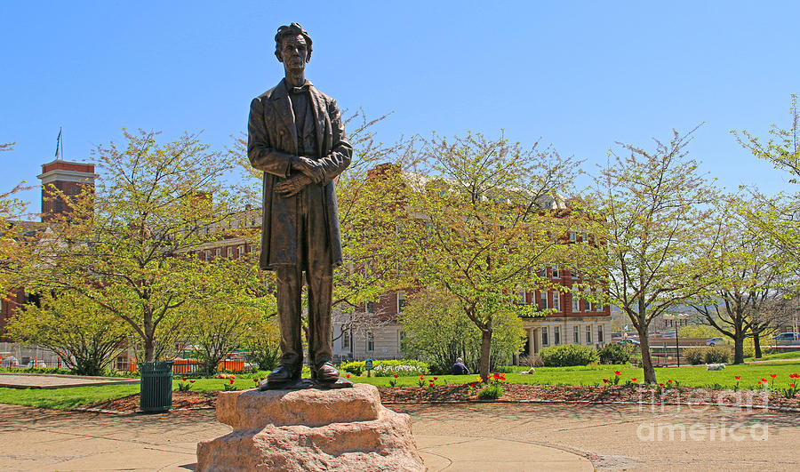 Abe Lincoln Statue in Cincinnati 4203 Photograph by Jack Schultz