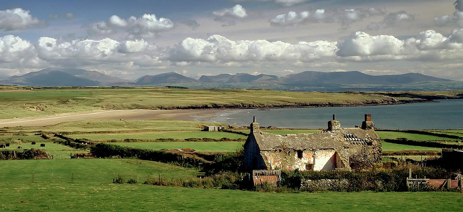 Aberffraw Isle of Anglesey Photograph by Peter OReilly